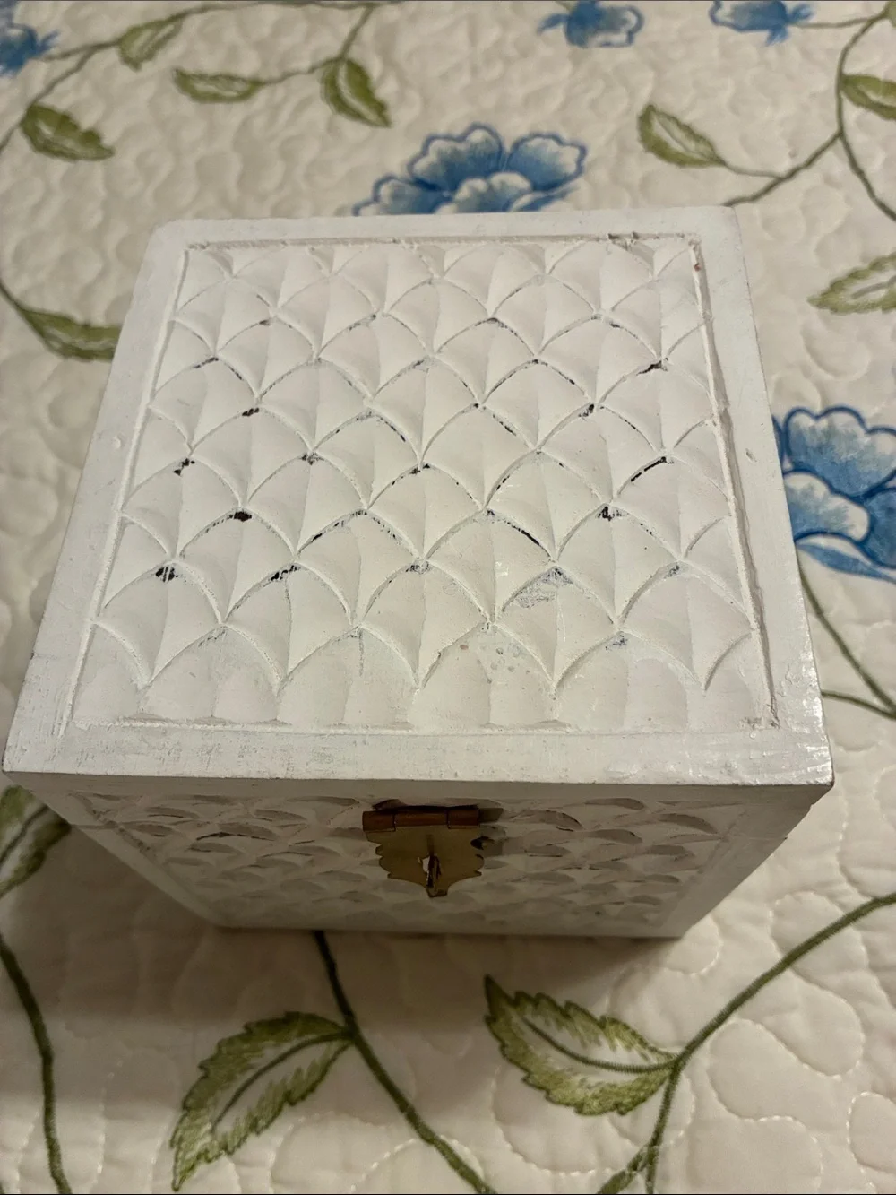 NWOT- Decorative White Wood Jewelry Box with Brass Latch-Shabby Chic